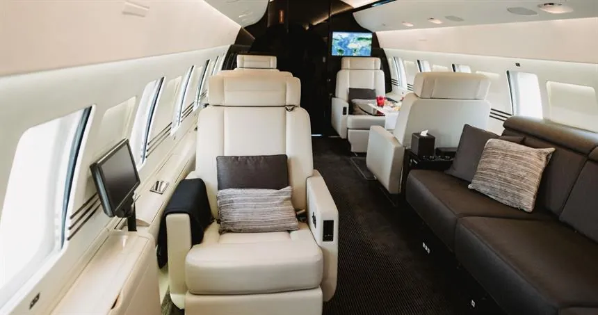 Bombardier Global Express XRS - private jet charter