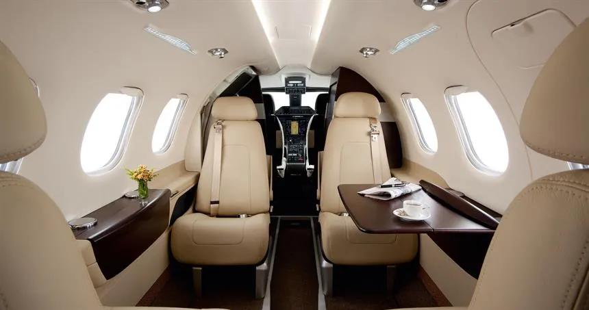 Embraer Phenom 100 - private jet charter